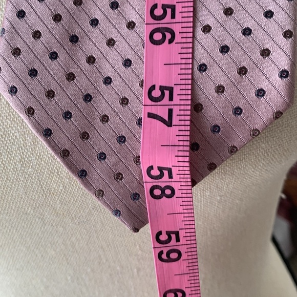 DKNY 100% Silk Tie Made in USA EUC 59" Long - Picture 7 of 7